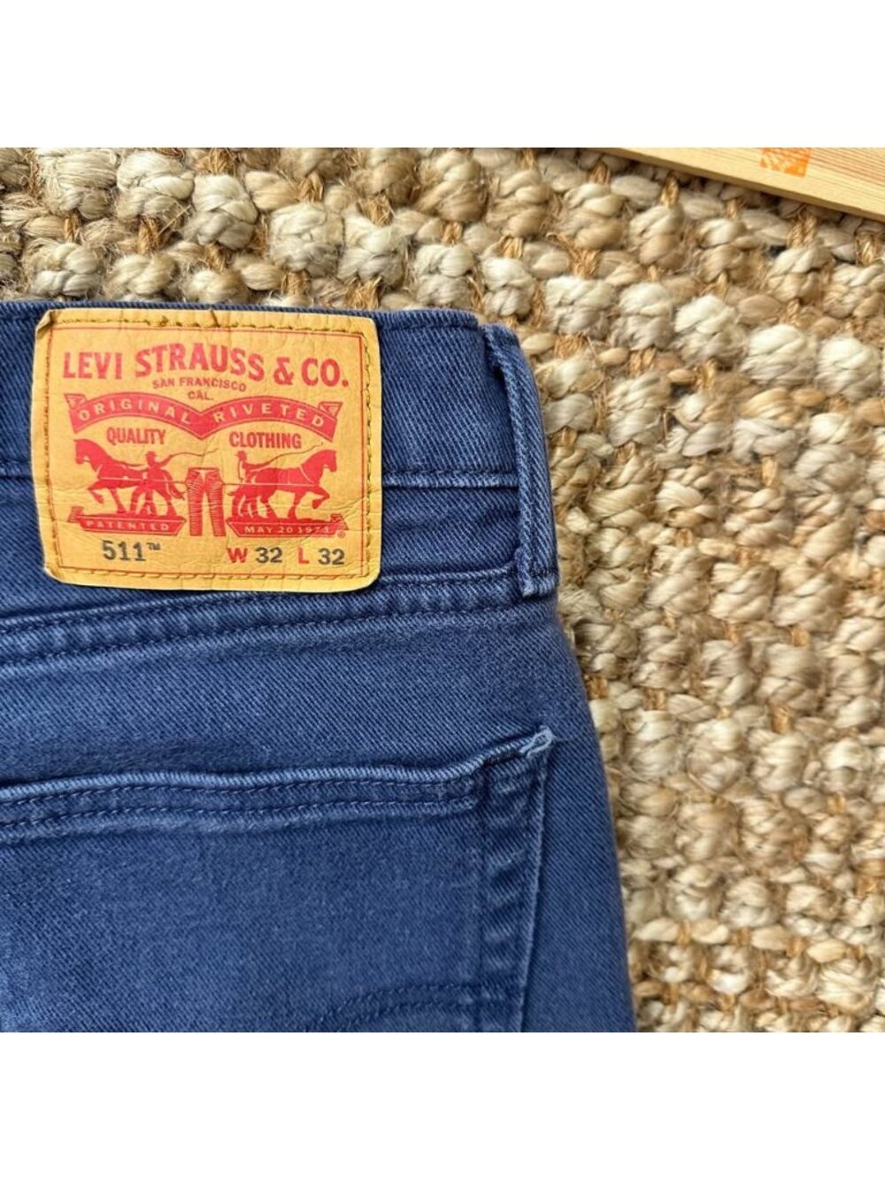 511 Levi’s Men’s Blue Chino Pants (32x32) Straight Slim Wash